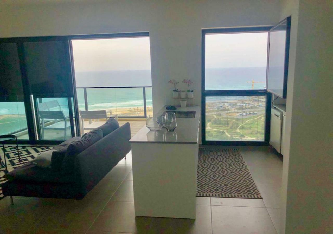 Oַ&O Group- Luxury Apt Tower Best Sea View Bat Jam Zewnętrze zdjęcie
