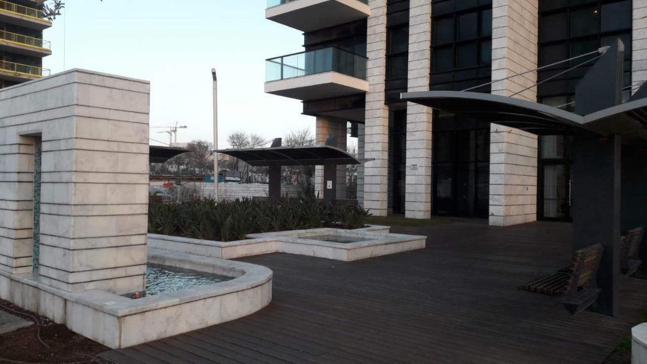 Oַ&O Group- Luxury Apt Tower Best Sea View Bat Jam Zewnętrze zdjęcie